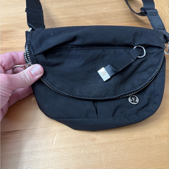 Lululemon micro festival bag - Picture 2 of 4